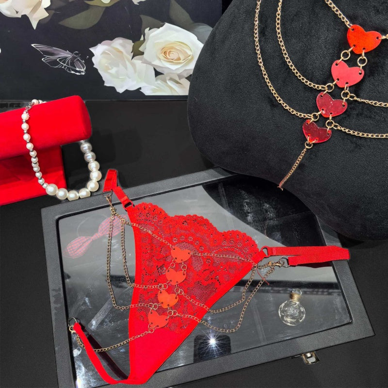 Black Lace Heart Chain Thong — VELLISSE
