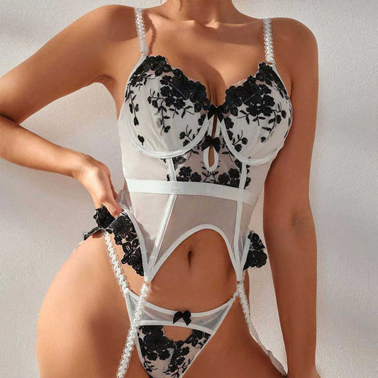Black White Floral Lace Garter Set — VELLISSE